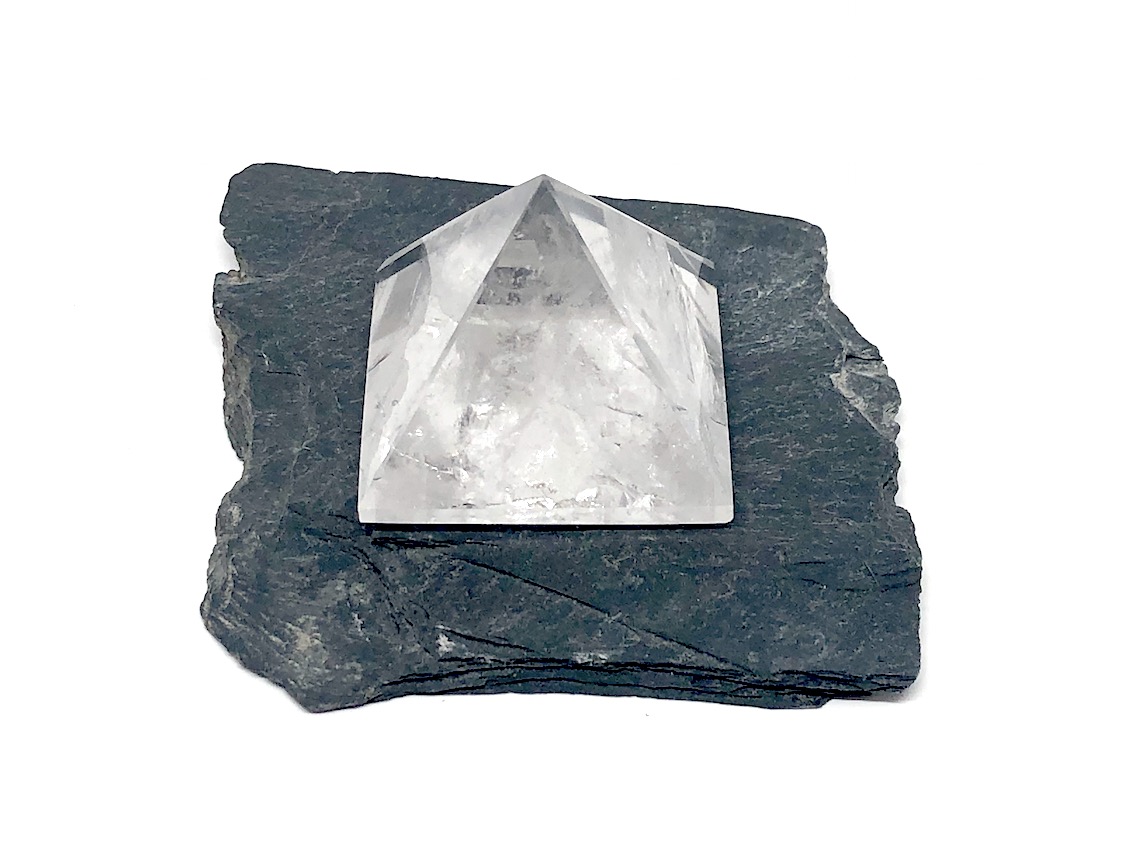 Pyramide de cristal de roche