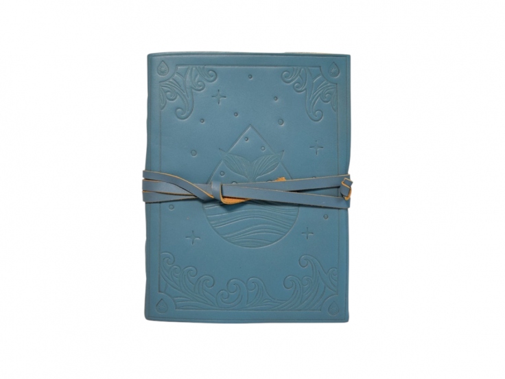 Grimoire en cuir élément EAU